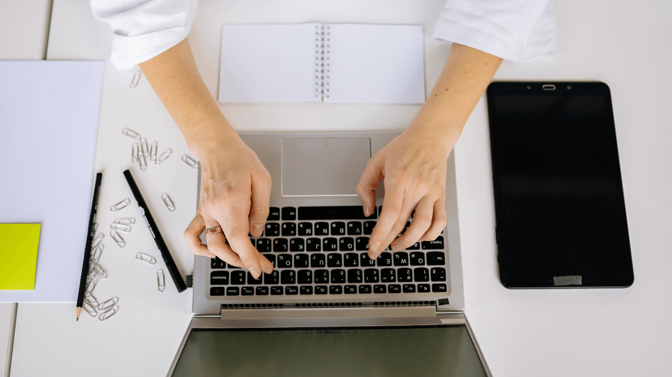 Formation améliorer l'efficacité de ses écrits professionnels - Joly Formations - Organisme de formation Belfort et Courcelles-Lès-Montbéliard
